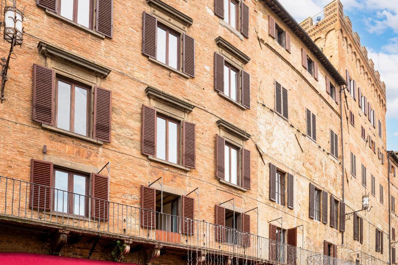 The Balcony Suite - Affaccio Su Piazza Del Campo Siena Dış mekan fotoğraf